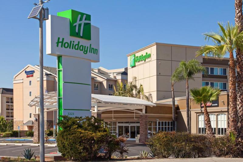 Holiday Inn West Covina, An Ihg Hotel Zewnętrze zdjęcie